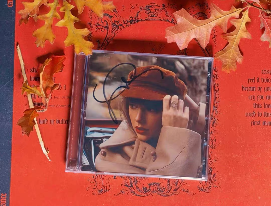Taylor Swift Red Taylor's Version Signed CD Sealed Clean Thin Signature Minor Case Crack