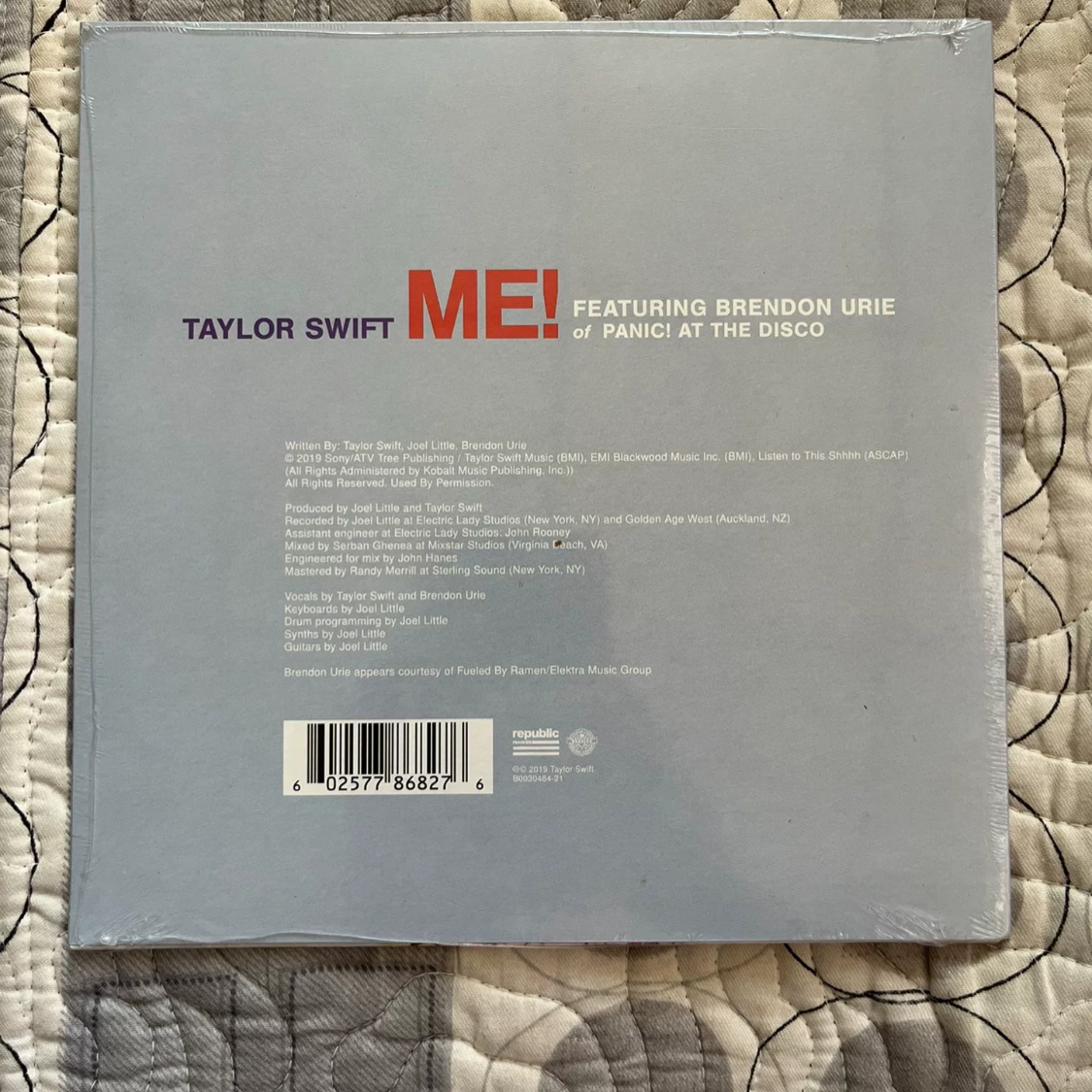 Taylor Swift Featuring Brendon Urie - Me! (7", Single, Ltd) (Mint (M))