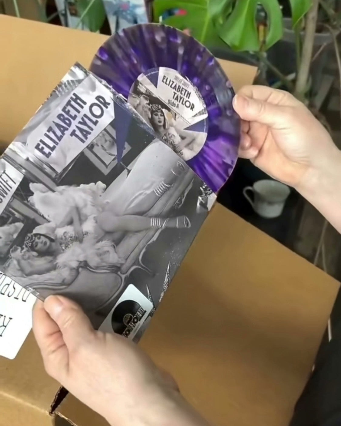 Taylor Swift – Elizabeth Taylor RSD Limited Edition Purple Vinyl Single significant corner damage