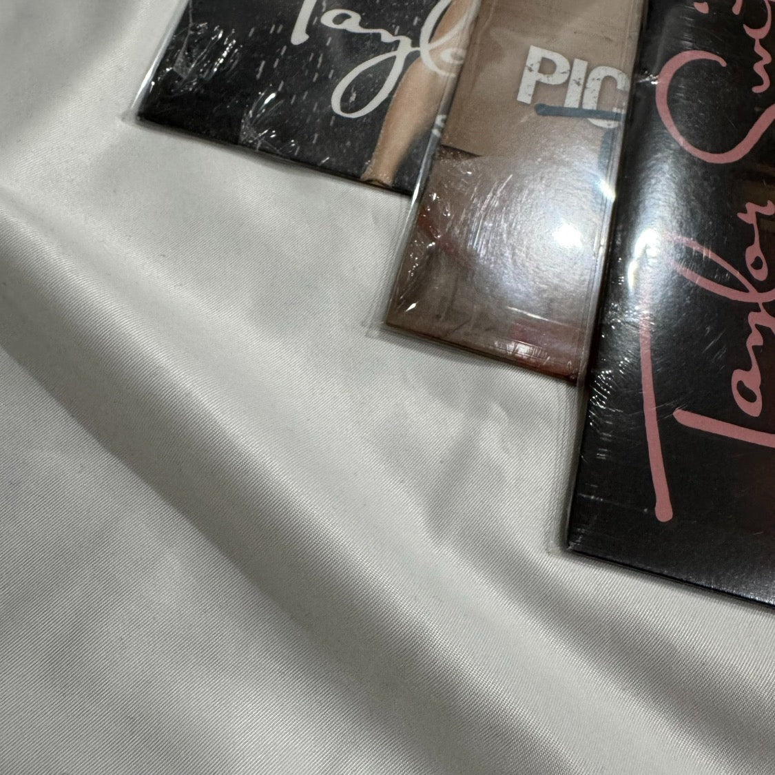 Taylor Swift – Debut Era 7" Vinyl Singles Bundle (3x 7")