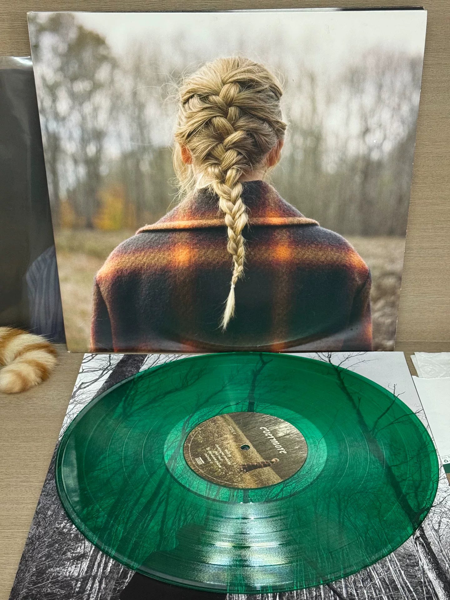 Taylor Swift – evermore New Translucent Green Vinyl 2LP – Default Title