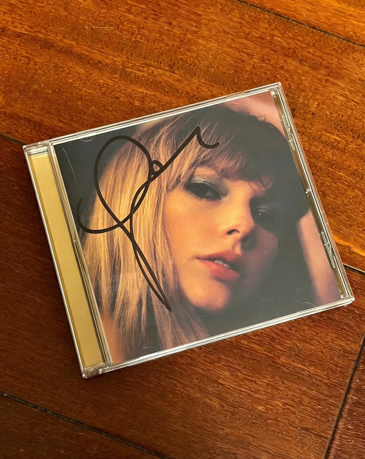 Taylor Swift – Midnights – Mahogany Signed CD – actual item photograph 1