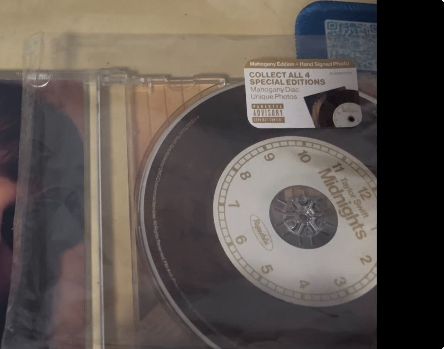 Taylor Swift – Midnights Signed Mahogany CD