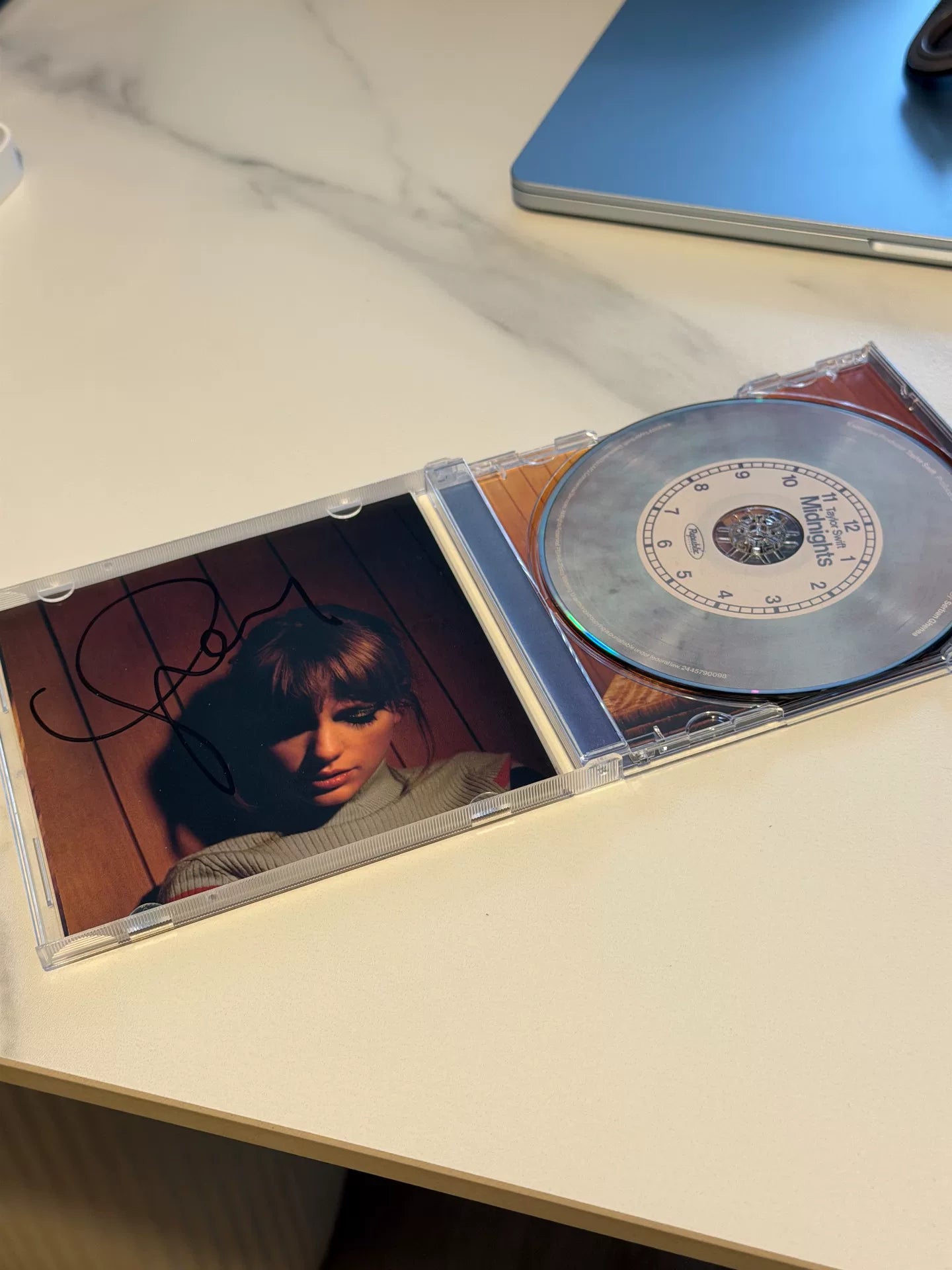 Taylor Swift – Midnights Moonstone Blue Signed CD