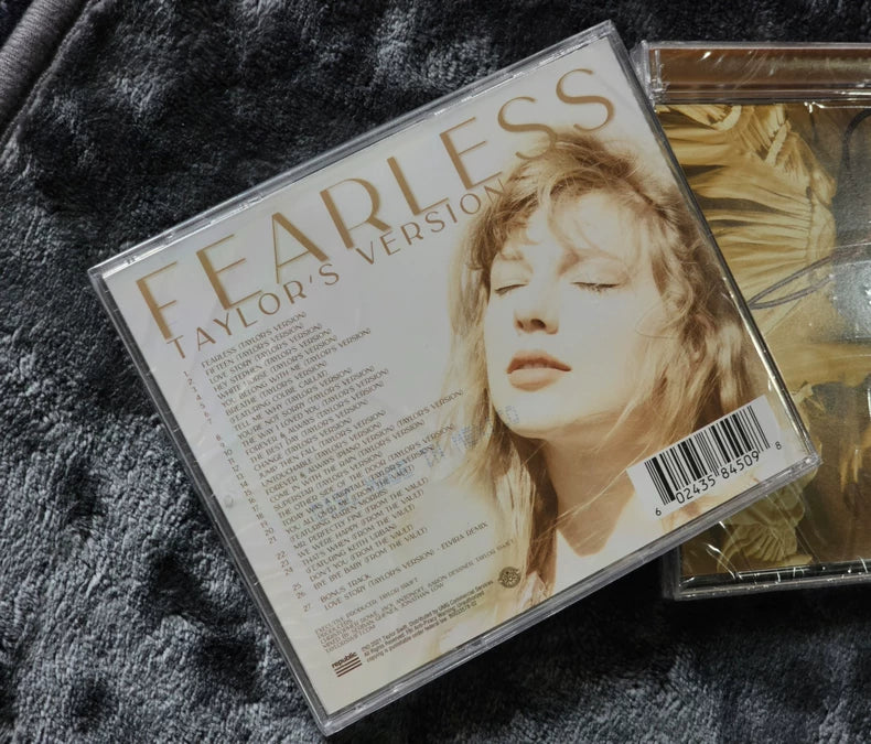 Fearless autograph variation detail