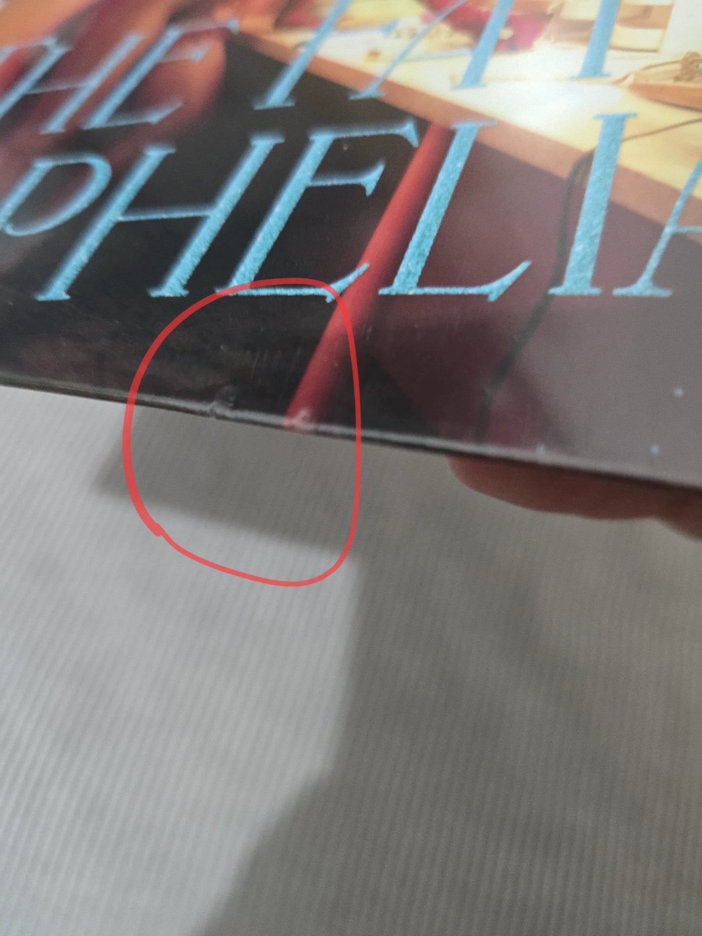 Fate of Ophelia sleeve crease detail