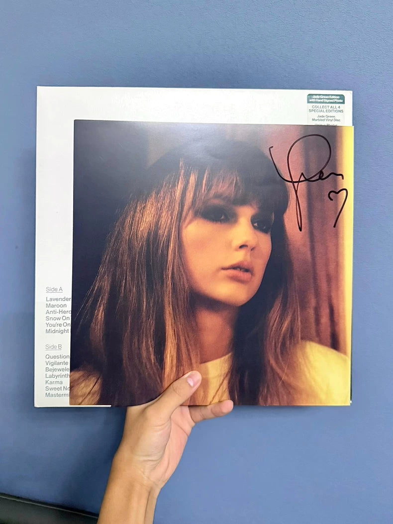Taylor Swift – Midnights Jade Green Signed Art Card Only – Minor Flaws – actual product photo 1