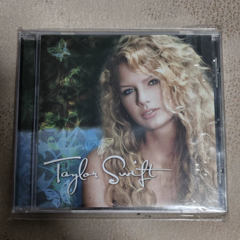 Taylor Swift – Debut Album Canadian First Pressing 11-Track CD (Opened)