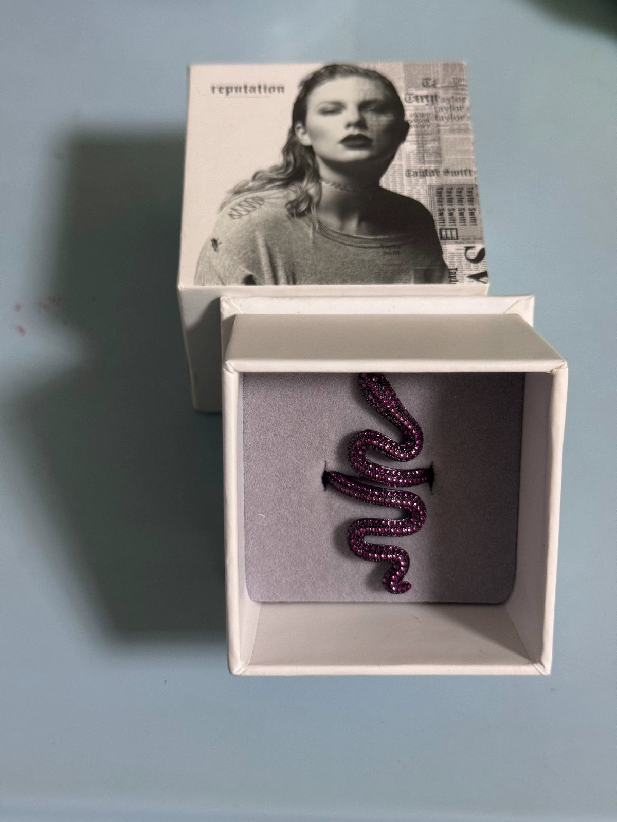 Taylor Swift – Purple Snake Ring with Original Box – photo 1