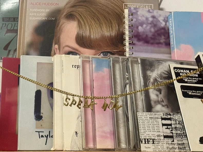 Taylor Swift – Speak Now Necklace with Purple Gift Bag
