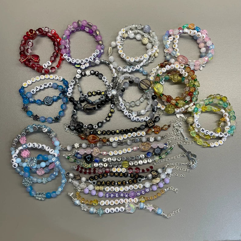 Taylor Swift Friendship Bracelet Mystery Set – 5 Pieces
