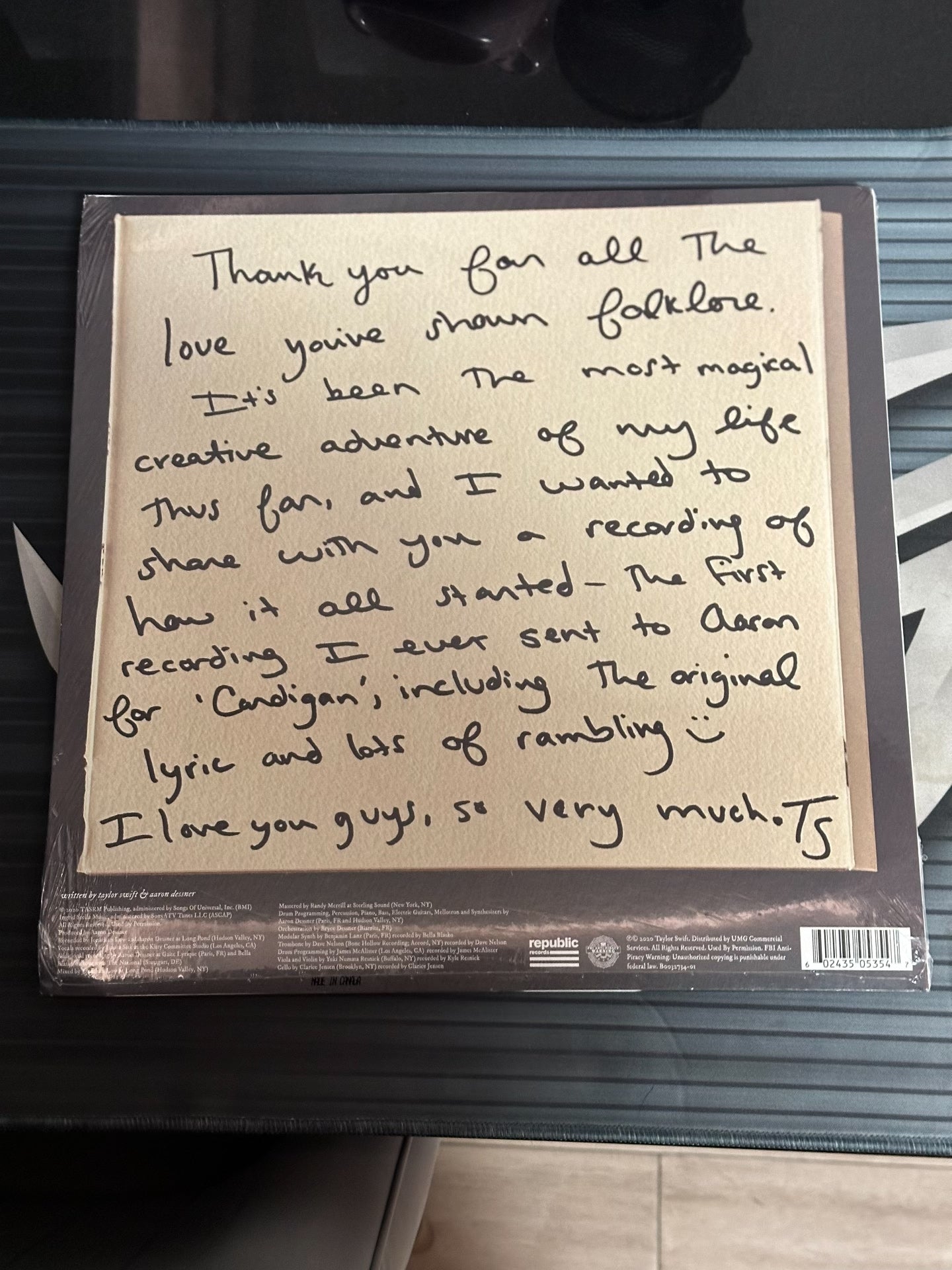 Taylor Swift – cardigan Gold 12-Inch Vinyl