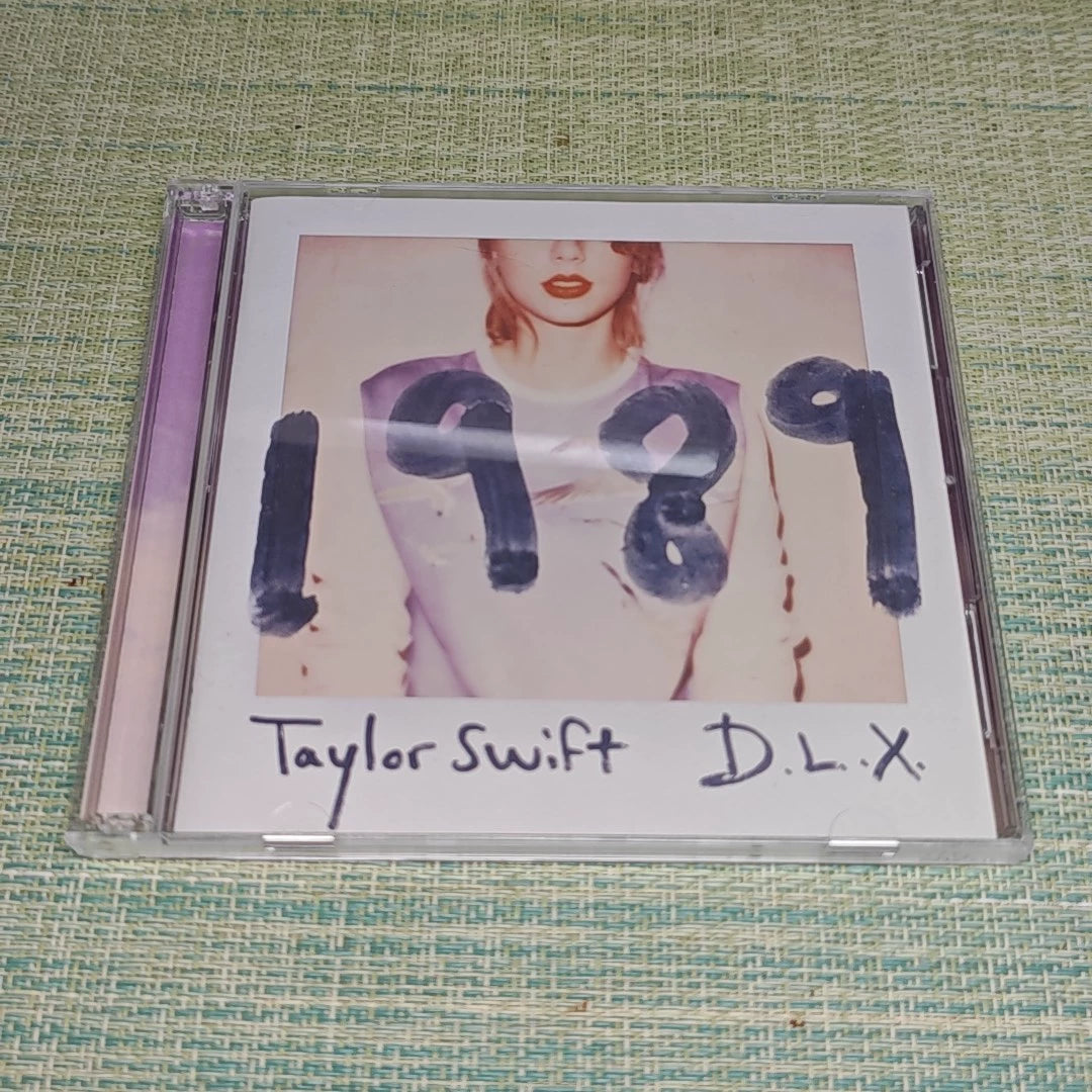 Taylor Swift – 1989 – Japan Deluxe CD+DVD with OBI, Used