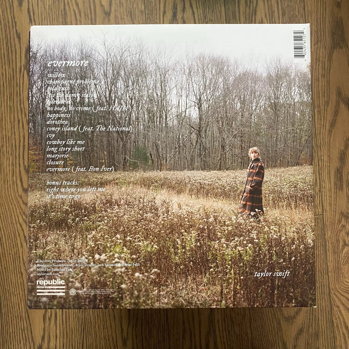 Taylor Swift – evermore — Green Vinyl 2LP with ME! CD — actual item photo 2