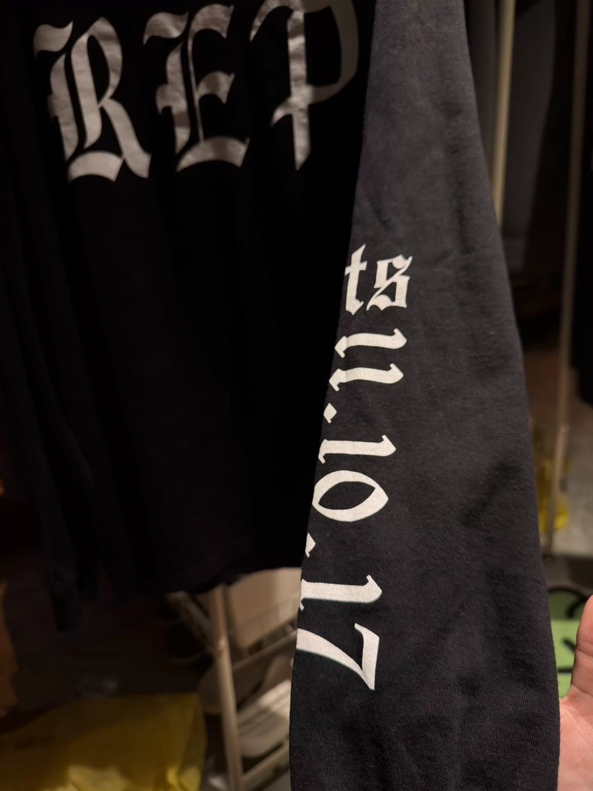 Taylor Swift – Reputation Stadium Tour Long-Sleeve T-Shirt – Size XL — product detail 3