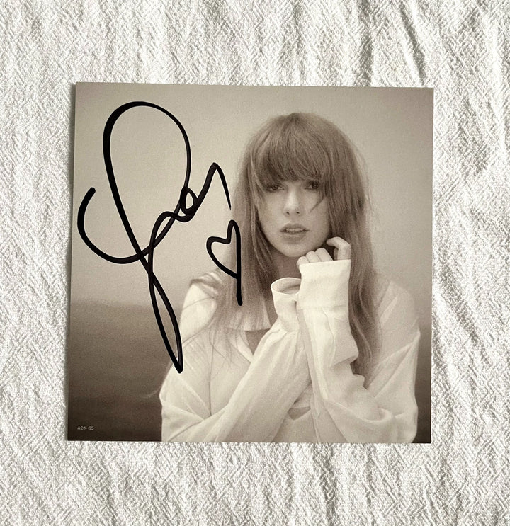 Taylor Swift – The Tortured Poets Department – Signed Hard Card & CD