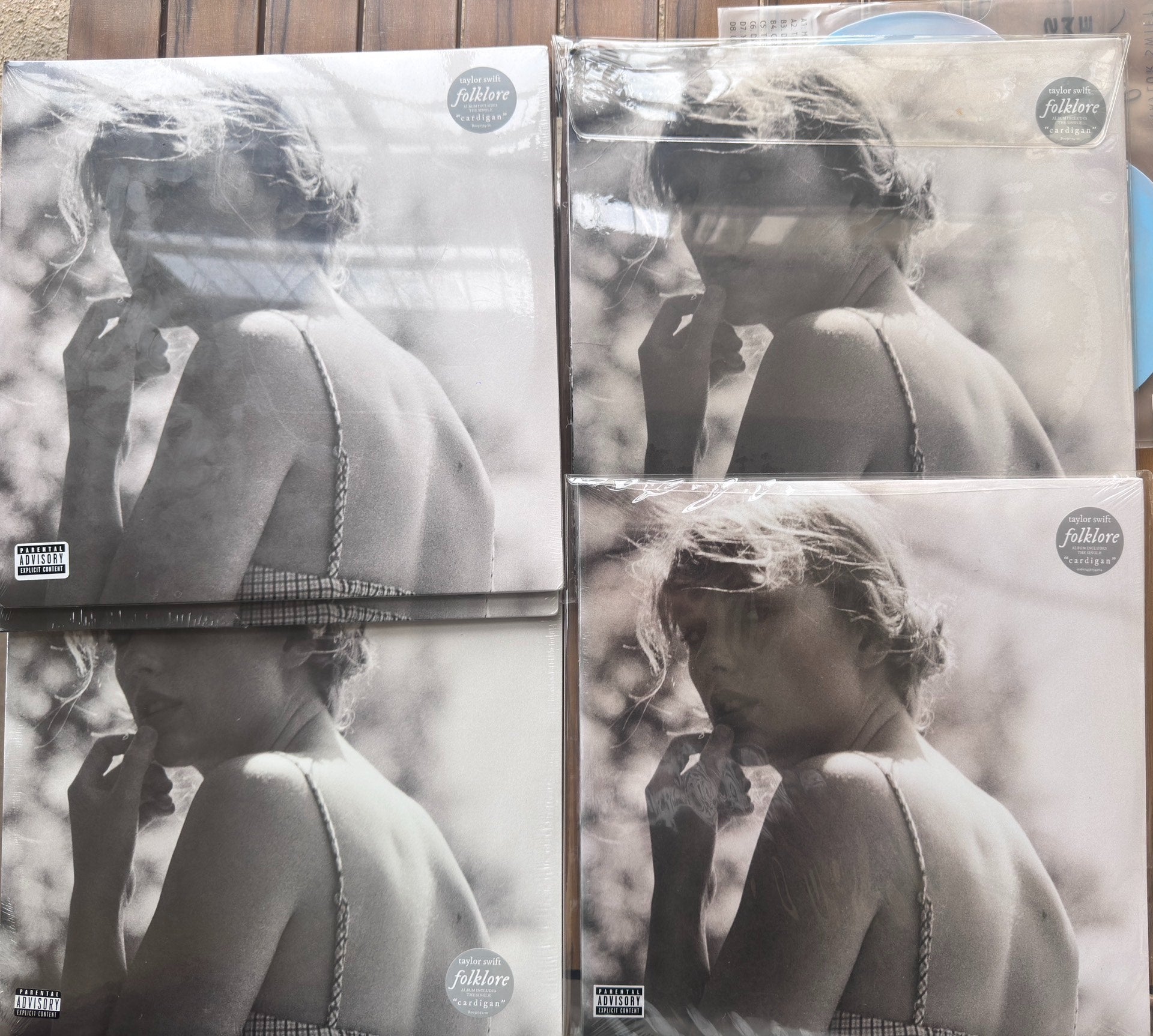 Taylor Swift – folklore Version 3 Vinyl LP – Corner Damage