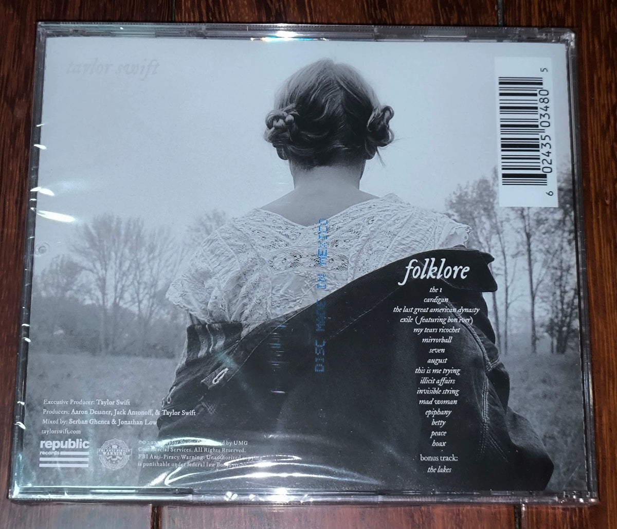 Taylor Swift – Folklore – Signed CD – Sealed — product detail 3