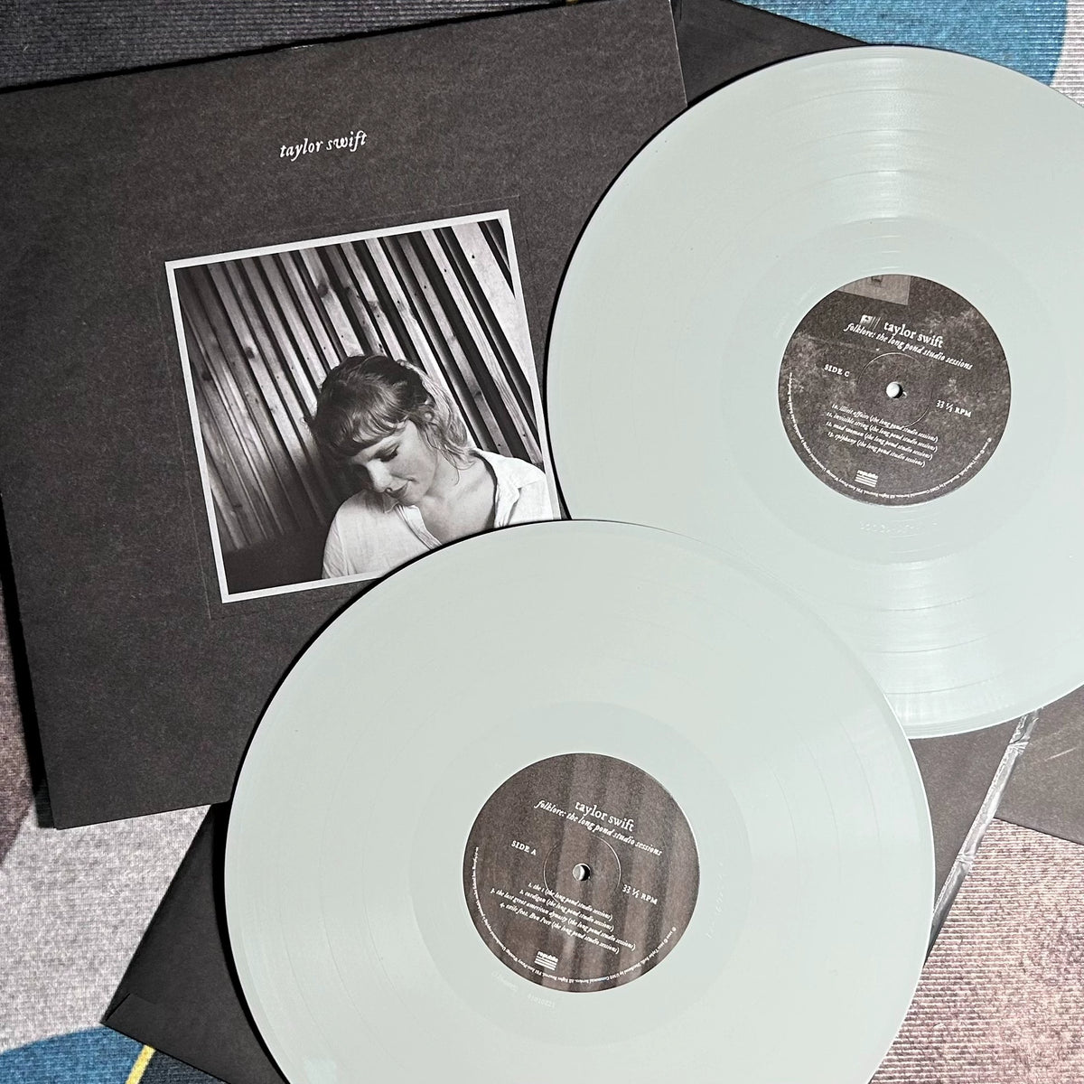 Taylor Swift – Folklore: The Long Pond Studio Sessions, US RSD Grey Vinyl (2LP) – photo 1