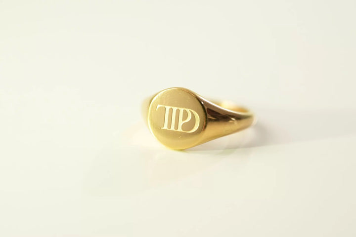 Taylor Swift – The Tortured Poets Department Signet Ring — US 6