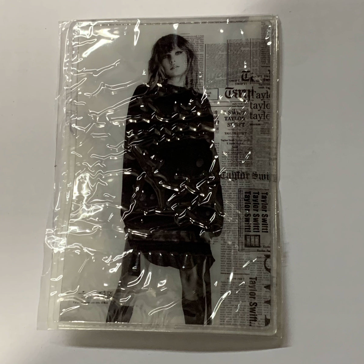 Taylor Swift – Reputation Official Preorder Card Holder Set of 3 — product detail 5