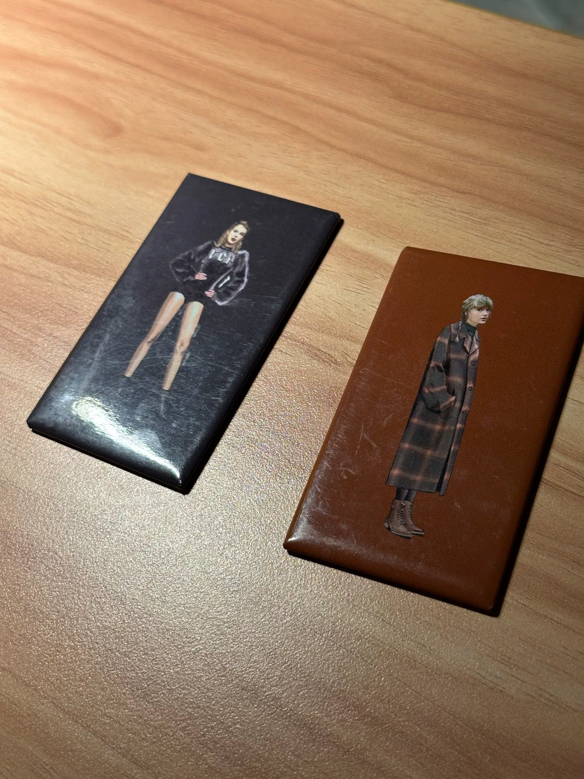 Taylor Swift – Reputation & Evermore – Set of Two Magnets