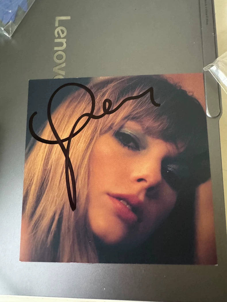 Taylor Swift – Midnights Mahogany Signed CD