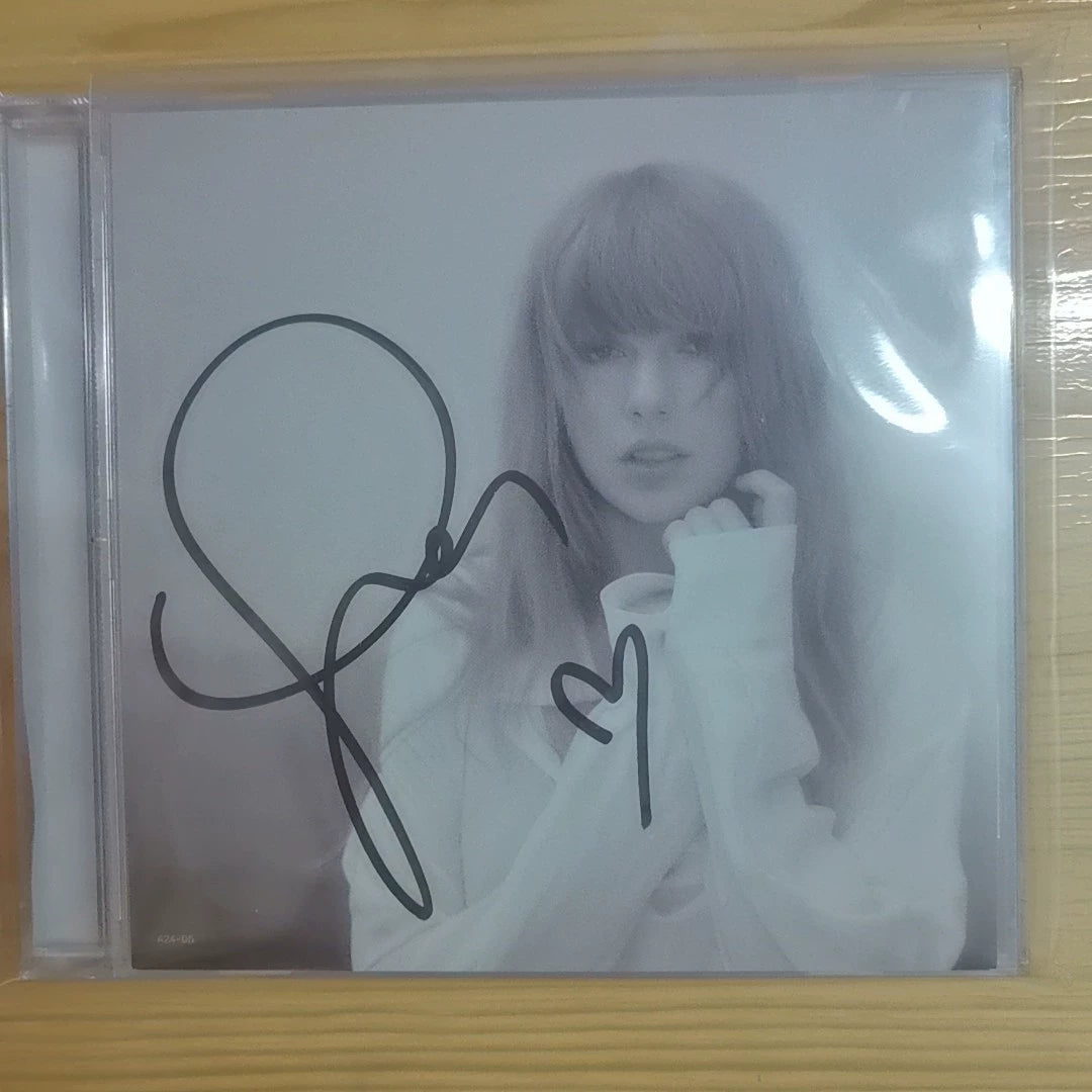 Taylor Swift – The Tortured Poets Department – Signed CD — front view