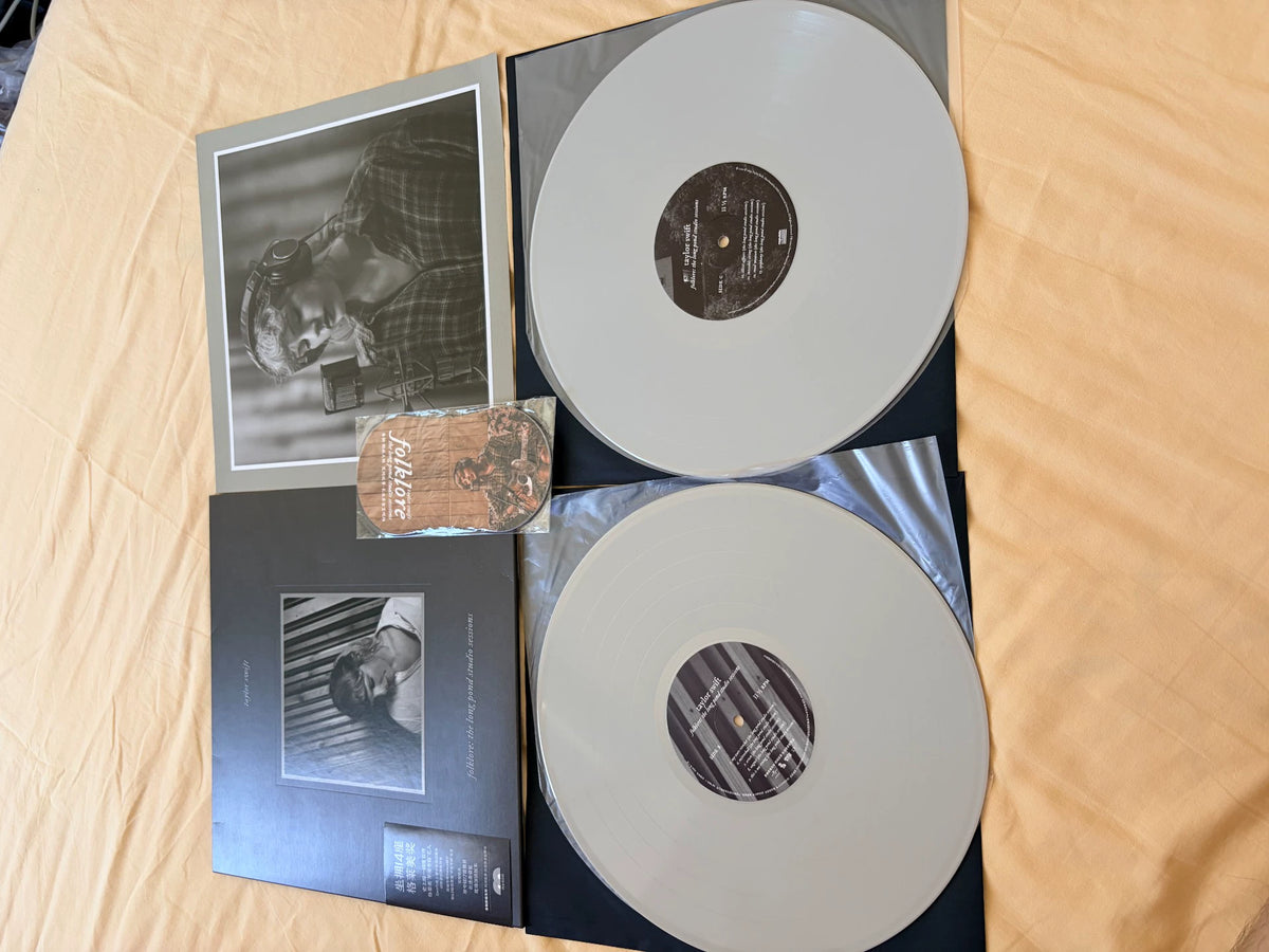 Taylor Swift – Folklore: The Long Pond Studio Sessions – China Grey 2LP, Opened