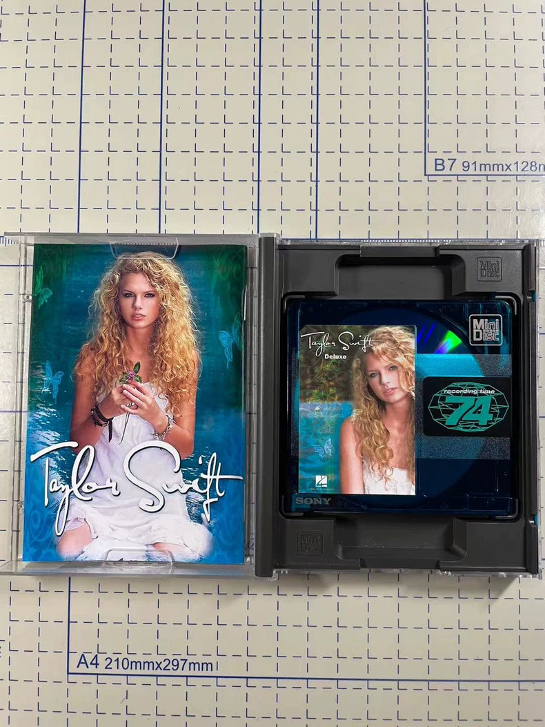 Taylor Swift – Self-Titled Album Sony Gold MiniDisc – actual product photo 1