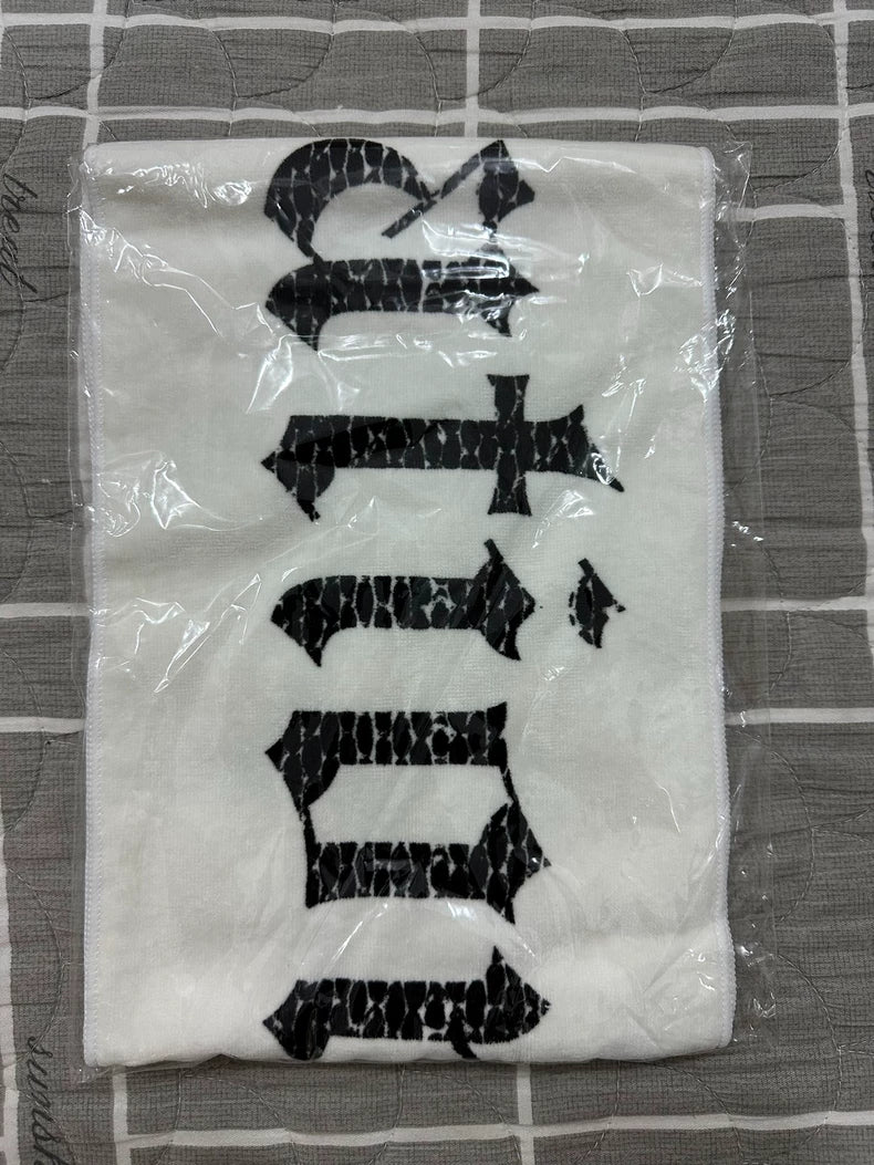 Taylor Swift – Reputation Tour Cotton Towel – photo 2
