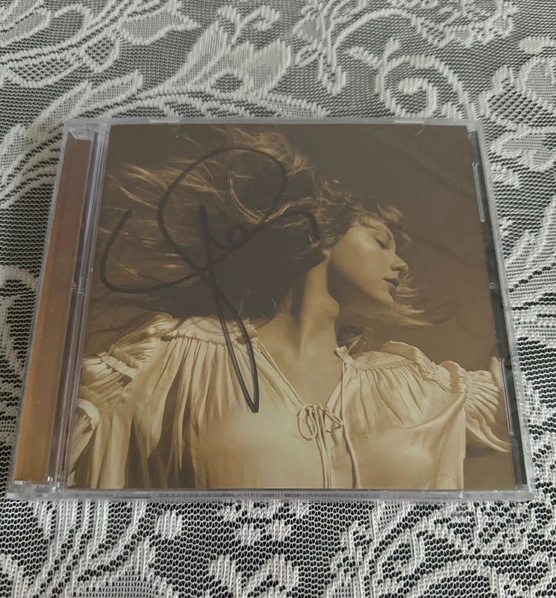 Taylor Swift – Fearless (Taylor's Version) Signed CD (Sealed) – actual product photo 1