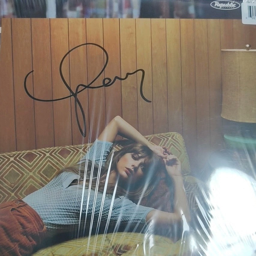 Taylor Swift – Midnights Signed Moonstone Blue Vinyl
