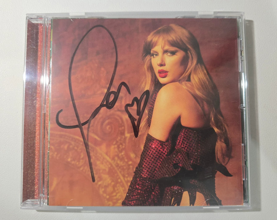 Taylor Swift – The Life of a Showgirl Version 3 Triple-Heart Signed CD