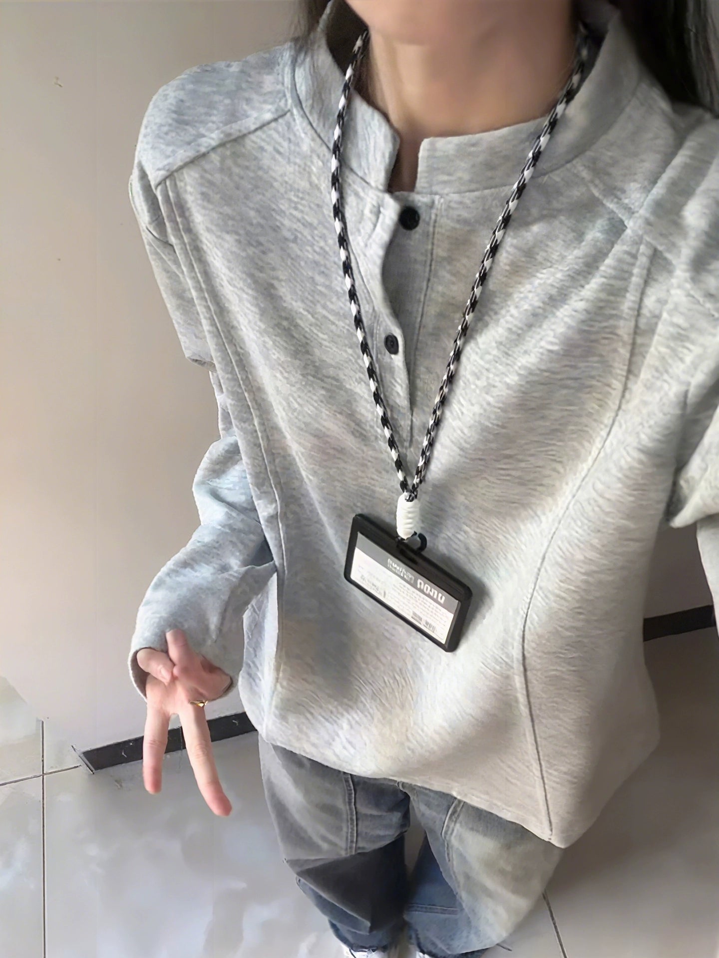 White gray Henry collar front shoulder long-sleeved T-shirt men's autumn American deconstruction splicing heavy sweater stand-up collar bottoming shirt