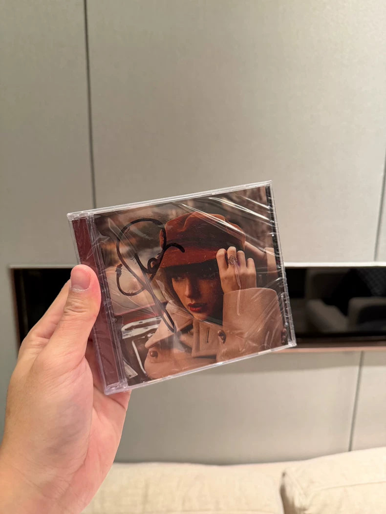 Taylor Swift – Red (Taylor's Version) Signed CD