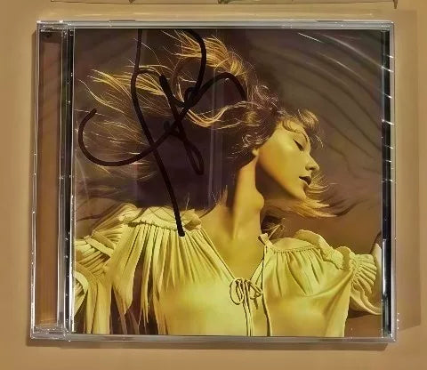 Taylor Swift – Fearless (Taylor’s Version) Signed CD