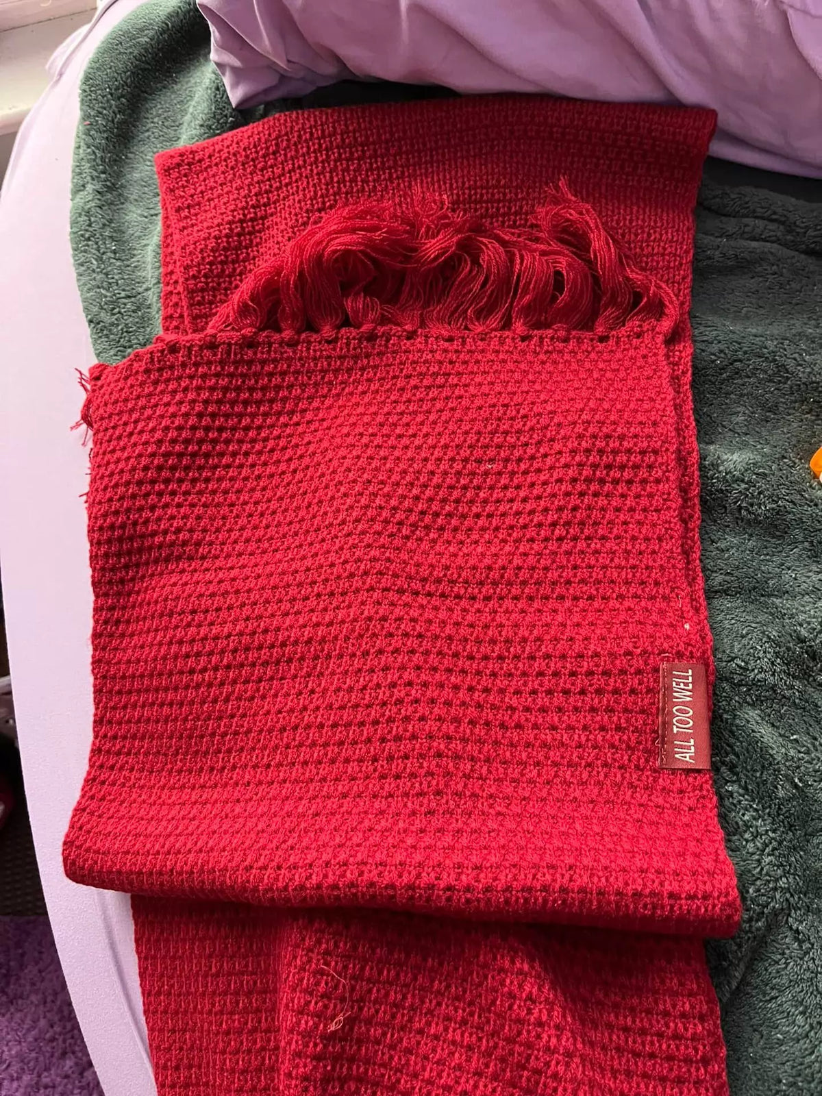 Taylor Swift – All Too Well Red Knit Scarf — actual item photo 1