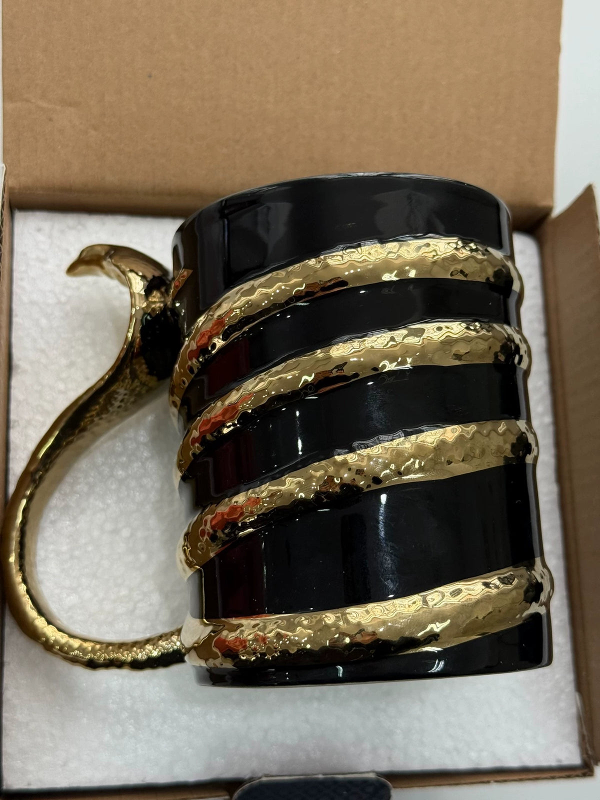 Taylor Swift – Reputation Snake-Handle Ceramic Mug – Boxed — product detail 4