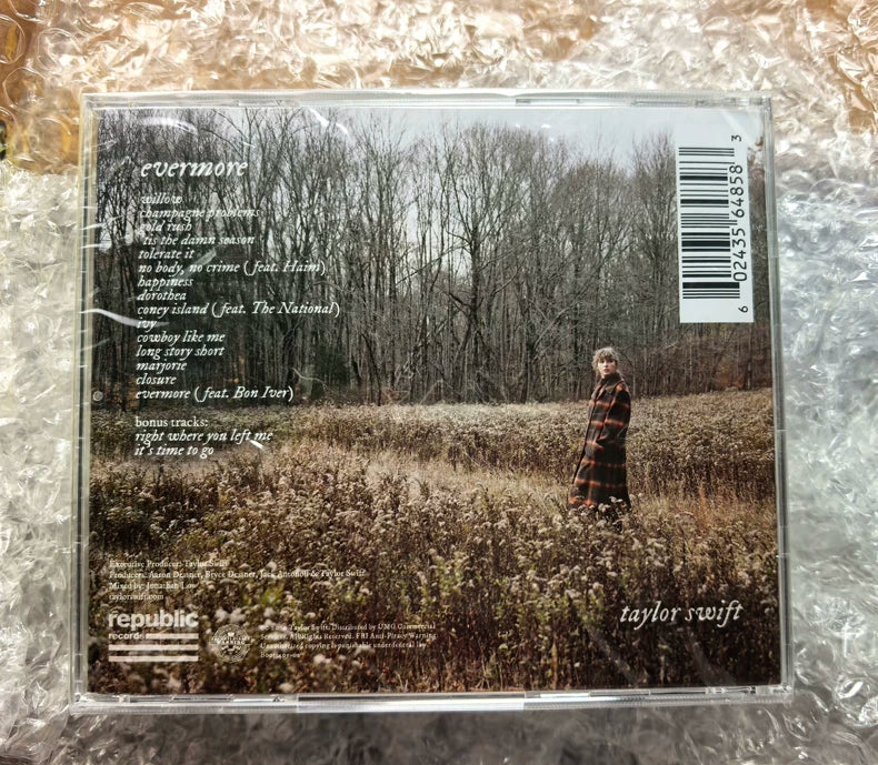 Taylor Swift – Evermore – Signed CD – Fine-Pen Signature