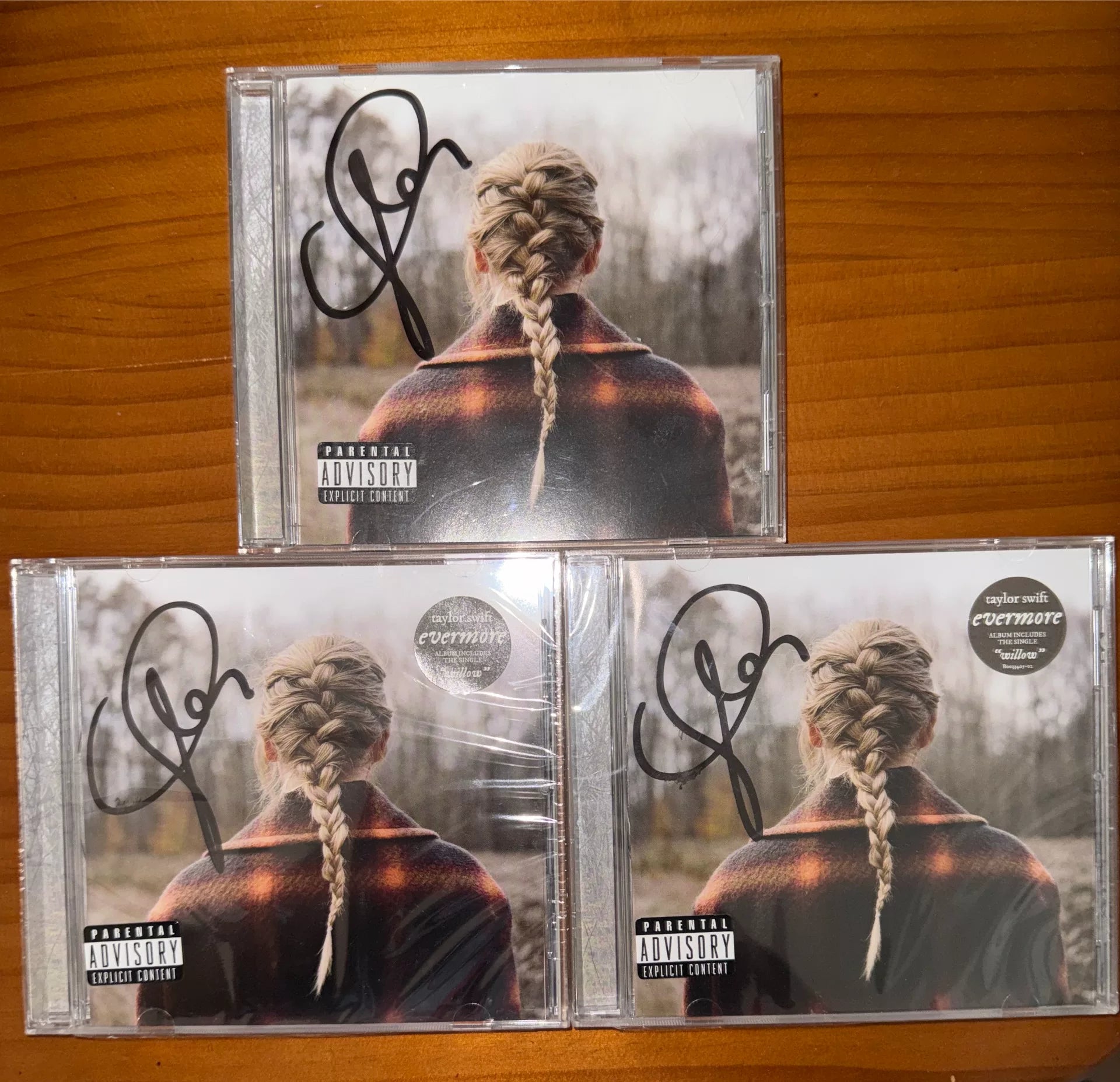 Taylor Swift – evermore Signed CD – Default Title