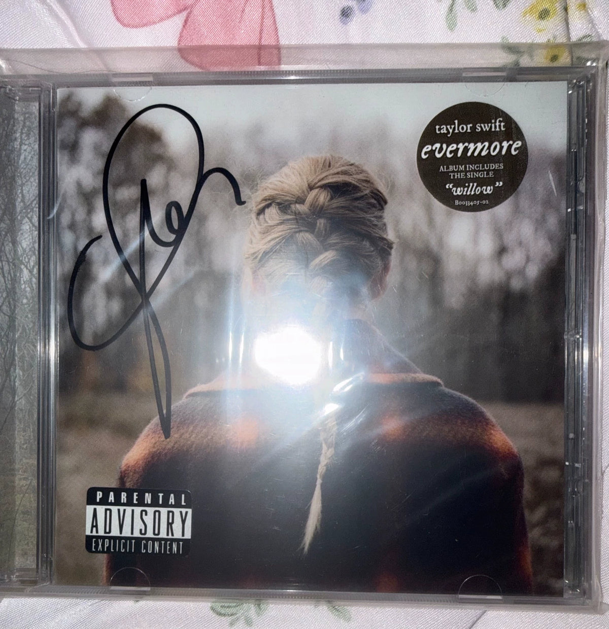 Taylor Swift – Evermore – Signed CD – Sealed — front view