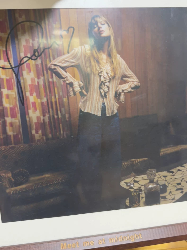 Taylor Swift – Midnights – Signed Art Insert with Separate Heart