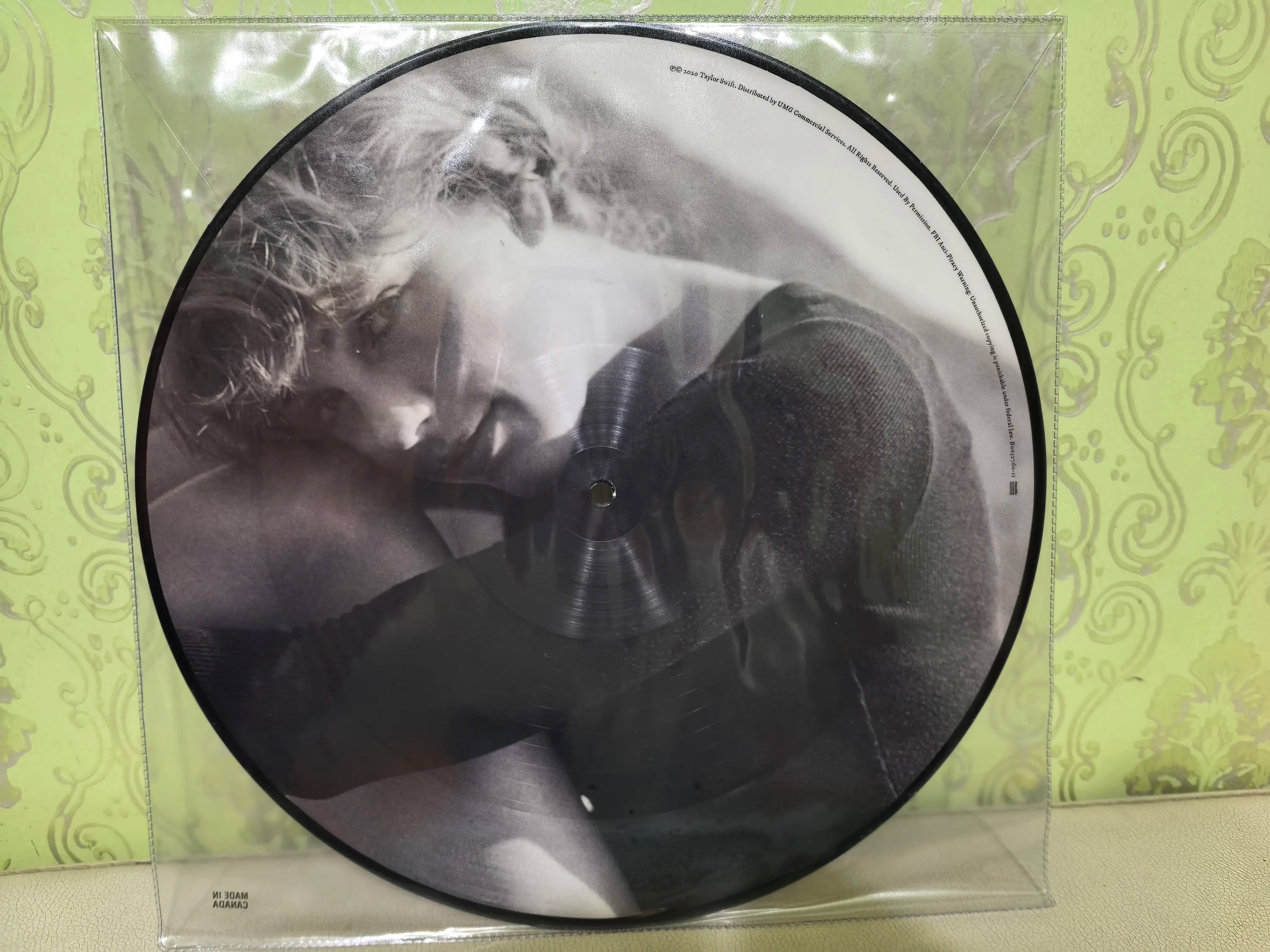 Taylor Swift – cardigan Picture Disc Vinyl