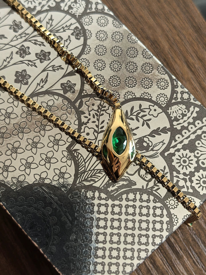 Taylor Swift – All I Think About Is Karma Snake Necklace
