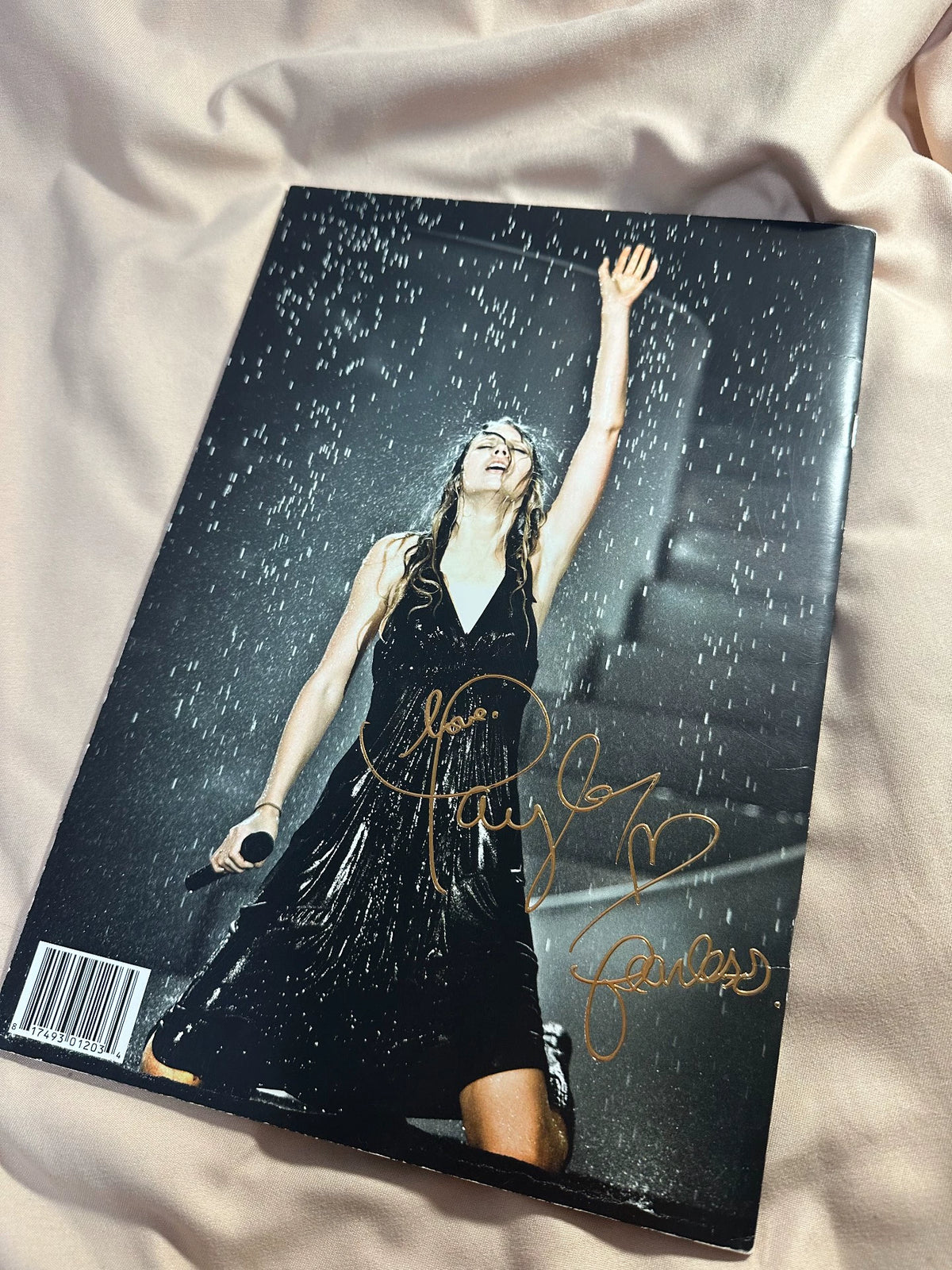 Taylor Swift – Fearless Tour 2009/2010 Programme – photo 2