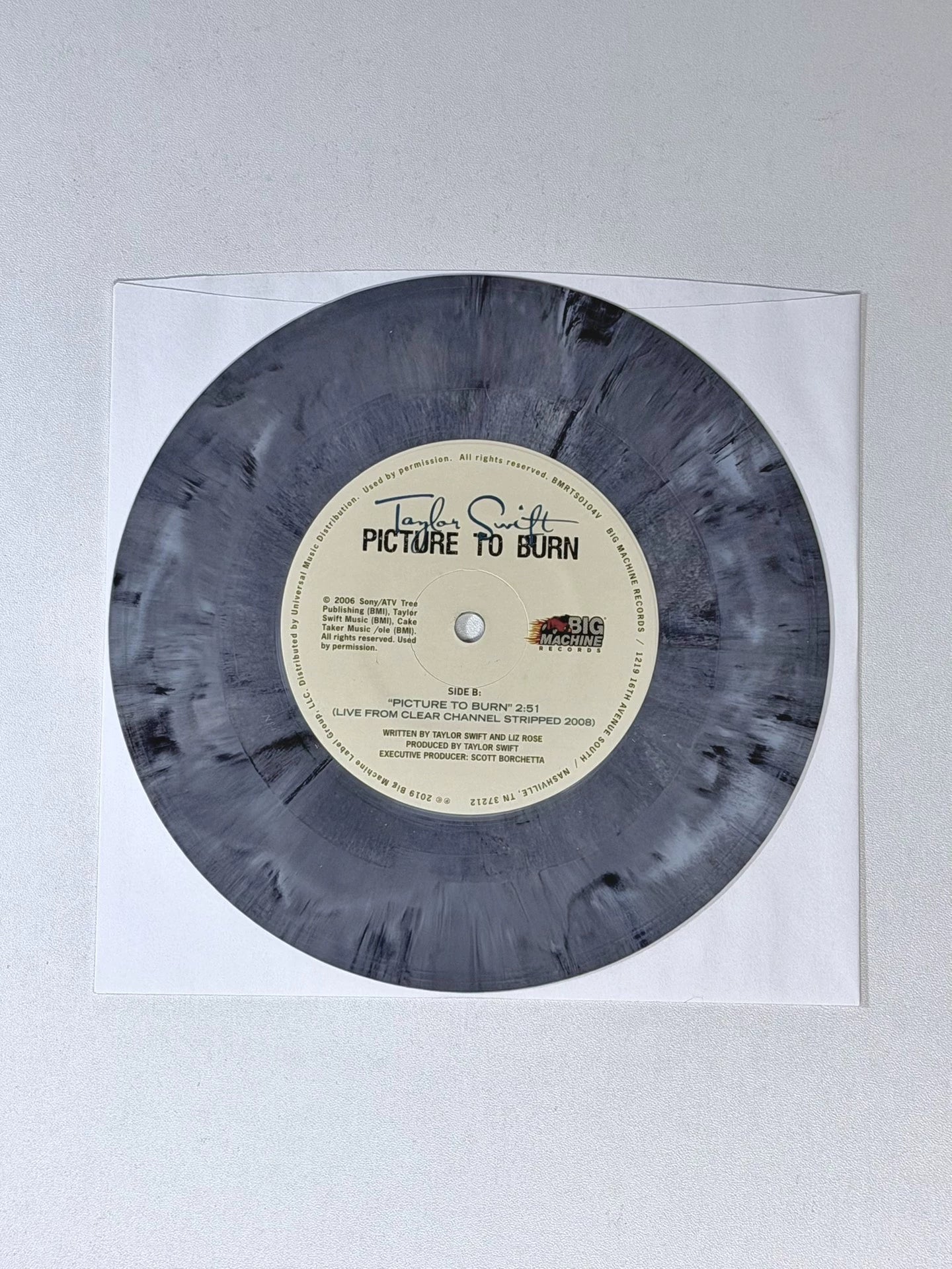 Taylor Swift – Picture To Burn – Smoky Grey 7-Inch Vinyl No. 1119 – image 3