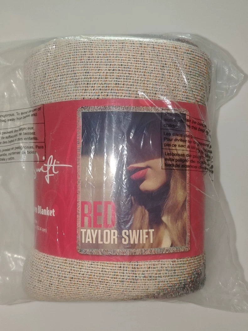 Taylor Swift – RED Official Cotton Blanket (Sealed) – actual product photo 1