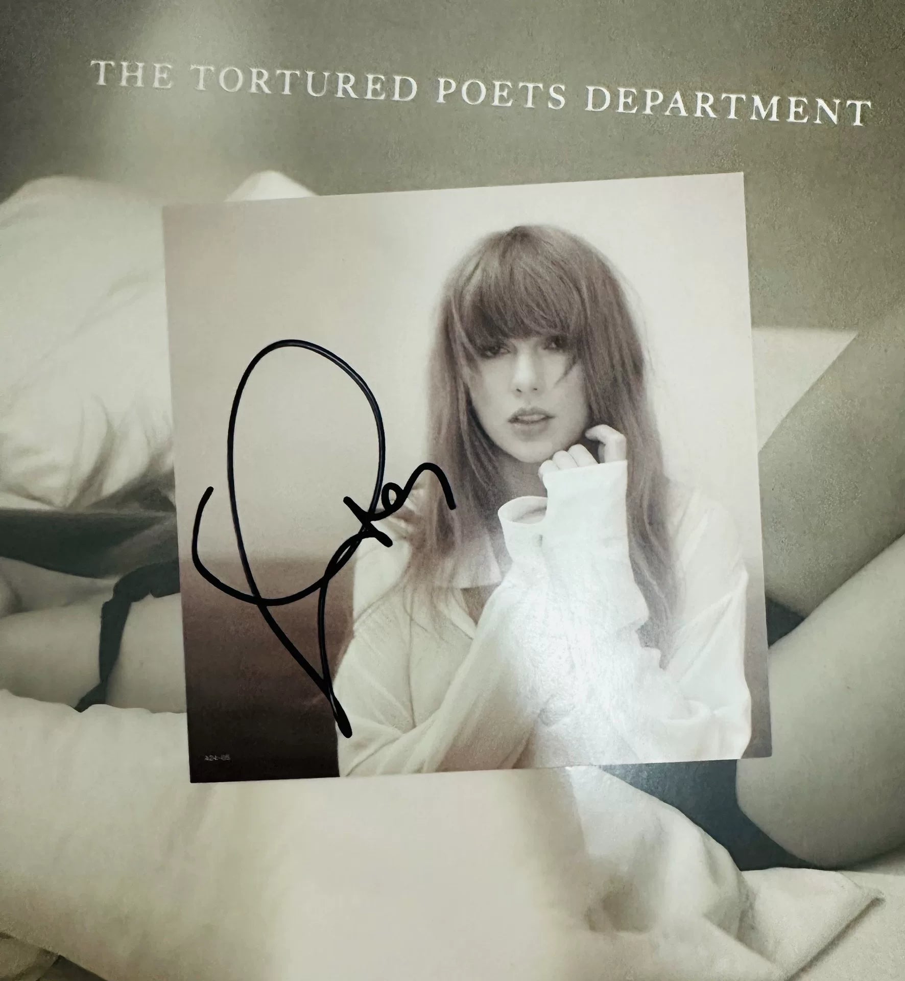 Taylor Swift – The Tortured Poets Department Signed White Vinyl Set