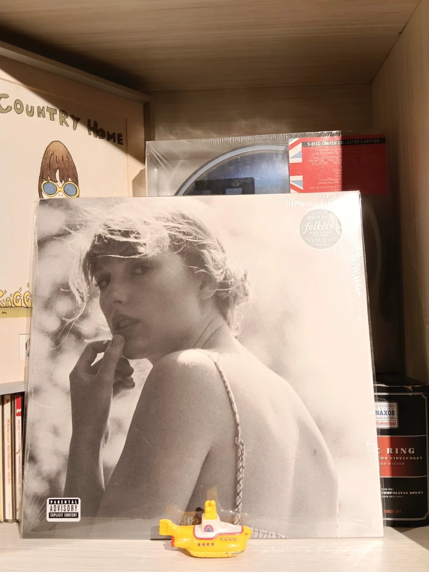 Taylor Swift – folklore Vinyl Edition 3 French Pressing — front view
